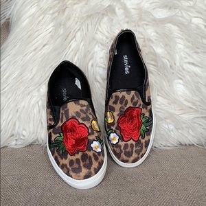 Stevies Cheetah &‎ Rose Flats